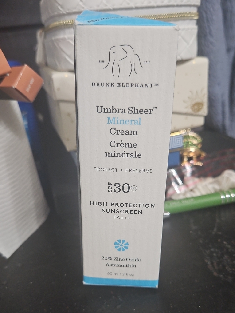 Drunk Elephant White with Blue Accents Umbra Sheer Mineral Cream SPF 30